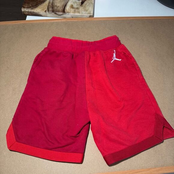 Jordan Red Two Tone Casual Athletic Sweat Shorts - Picture 2 of 5